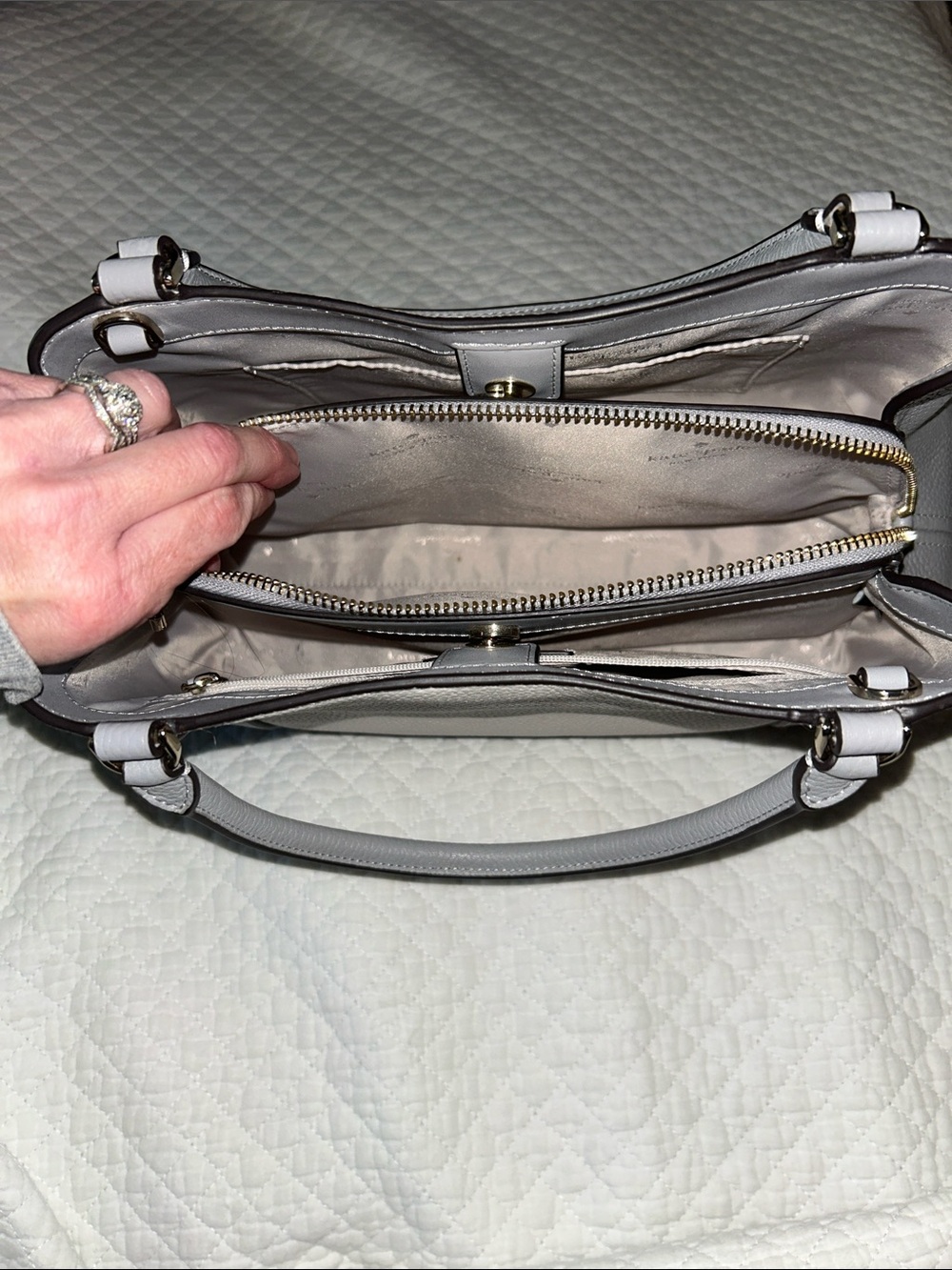 kate spade Gray and White Pebbled Leather Satchel with matching wallet - Picture 5 of 10